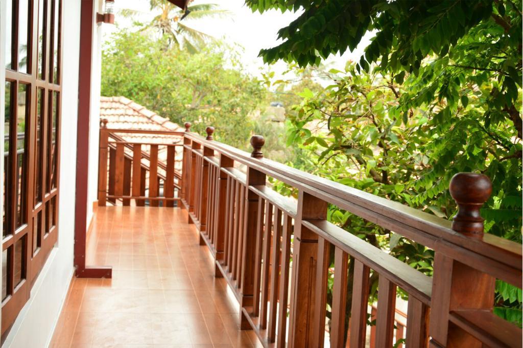 Tropical Garden Hotell Negombo Exteriör bild